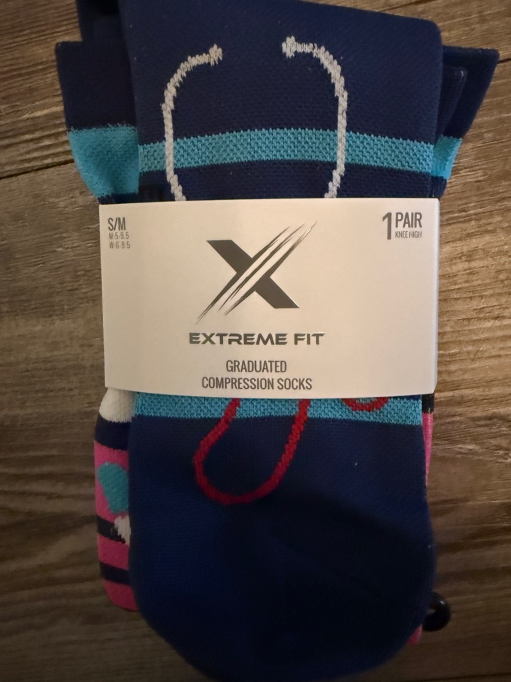 Extreme Fit Nursing/Medical-Themed Knee High Graduated Compression Socks - S/M - Picture 2 of 3